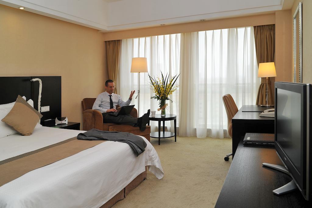 Ramada Plaza Shanghai Gateway Dış mekan fotoğraf